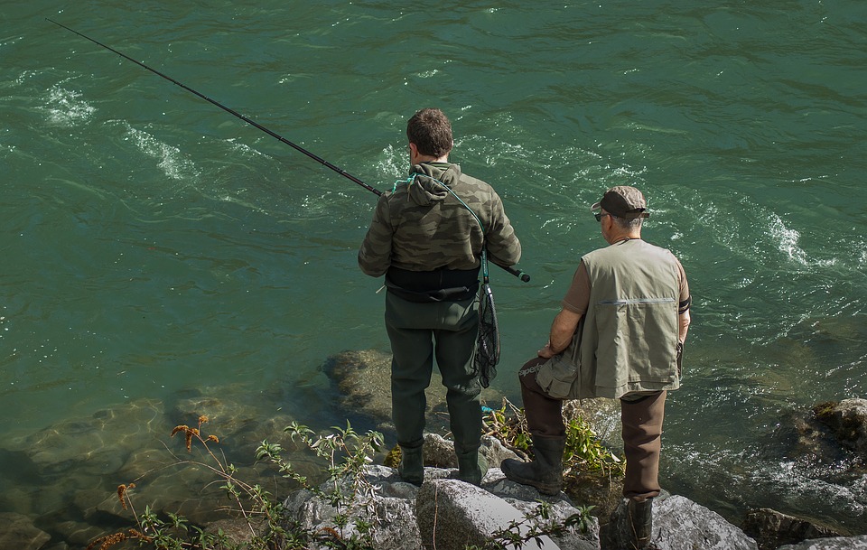 Cohabitation souhaitée entre pêcheurs sportifs et pêcheurs autochtones